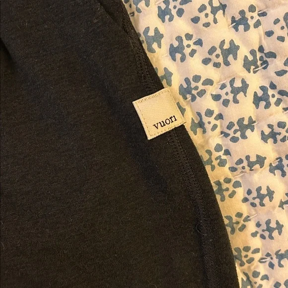 Vuori heather black boyfriend joggers size large - Picture 2 of 3